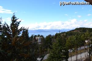 [P02] Vedere spre lacu Ohrid de la balconul hotelului Belvedere.  » foto by hakkoo
 - 
<span class="allrVoted glyphicon glyphicon-heart hidden" id="av620173"></span>
<a class="m-l-10 hidden" id="sv620173" onclick="voting_Foto_DelVot(,620173,5763)" role="button">șterge vot <span class="glyphicon glyphicon-remove"></span></a>
<a id="v9620173" class=" c-red"  onclick="voting_Foto_SetVot(620173)" role="button"><span class="glyphicon glyphicon-heart-empty"></span> <b>LIKE</b> = Votează poza</a> <img class="hidden"  id="f620173W9" src="/imagini/loader.gif" border="0" /><span class="AjErrMes hidden" id="e620173ErM"></span>