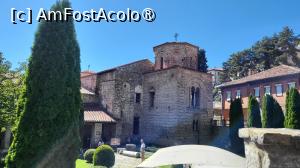 [P12] Biserica Sfanta Sofia este cea mai mare din Ohrid. 
In timpul domniei tarului Samuel, a fost catedrala, atunci cand capitala a fost mutata de la Prespa la Ohrid. Aici au fost incoronati Arhiepiscopii din Ohrid, iar in interiorul bisericii au fost pastrate fresce din secolele al XII-lea si al XIII-lea. » foto by geani anto
 - 
<span class="allrVoted glyphicon glyphicon-heart hidden" id="av1529385"></span>
<a class="m-l-10 hidden" id="sv1529385" onclick="voting_Foto_DelVot(,1529385,5763)" role="button">șterge vot <span class="glyphicon glyphicon-remove"></span></a>
<a id="v91529385" class=" c-red"  onclick="voting_Foto_SetVot(1529385)" role="button"><span class="glyphicon glyphicon-heart-empty"></span> <b>LIKE</b> = Votează poza</a> <img class="hidden"  id="f1529385W9" src="/imagini/loader.gif" border="0" /><span class="AjErrMes hidden" id="e1529385ErM"></span>