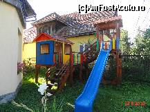 [P17] locul de joaca pentru copii » foto by cosminp
 - 
<span class="allrVoted glyphicon glyphicon-heart hidden" id="av174171"></span>
<a class="m-l-10 hidden" id="sv174171" onclick="voting_Foto_DelVot(,174171,5839)" role="button">șterge vot <span class="glyphicon glyphicon-remove"></span></a>
<a id="v9174171" class=" c-red"  onclick="voting_Foto_SetVot(174171)" role="button"><span class="glyphicon glyphicon-heart-empty"></span> <b>LIKE</b> = Votează poza</a> <img class="hidden"  id="f174171W9" src="/imagini/loader.gif" border="0" /><span class="AjErrMes hidden" id="e174171ErM"></span>
