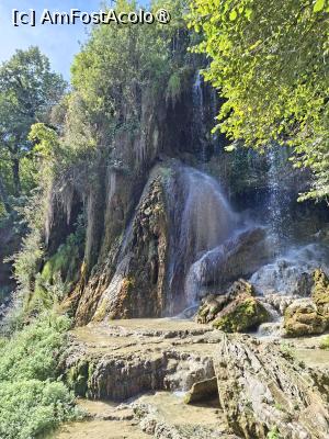 [P06] Cascada Clocota » foto by Carmen Ion
 - 
<span class="allrVoted glyphicon glyphicon-heart hidden" id="av1512471"></span>
<a class="m-l-10 hidden" id="sv1512471" onclick="voting_Foto_DelVot(,1512471,5840)" role="button">șterge vot <span class="glyphicon glyphicon-remove"></span></a>
<a id="v91512471" class=" c-red"  onclick="voting_Foto_SetVot(1512471)" role="button"><span class="glyphicon glyphicon-heart-empty"></span> <b>LIKE</b> = Votează poza</a> <img class="hidden"  id="f1512471W9" src="/imagini/loader.gif" border="0" /><span class="AjErrMes hidden" id="e1512471ErM"></span>