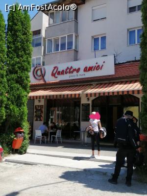 [P01] Intrarea în restaurantul Quattro Amici » foto by nelu73
 - 
<span class="allrVoted glyphicon glyphicon-heart hidden" id="av1165961"></span>
<a class="m-l-10 hidden" id="sv1165961" onclick="voting_Foto_DelVot(,1165961,5855)" role="button">șterge vot <span class="glyphicon glyphicon-remove"></span></a>
<a id="v91165961" class=" c-red"  onclick="voting_Foto_SetVot(1165961)" role="button"><span class="glyphicon glyphicon-heart-empty"></span> <b>LIKE</b> = Votează poza</a> <img class="hidden"  id="f1165961W9" src="/imagini/loader.gif" border="0" /><span class="AjErrMes hidden" id="e1165961ErM"></span>