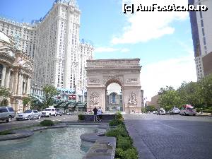 [P07] hotel Paris-Arcul de Triumf » foto by grecudoina
 - 
<span class="allrVoted glyphicon glyphicon-heart hidden" id="av356074"></span>
<a class="m-l-10 hidden" id="sv356074" onclick="voting_Foto_DelVot(,356074,5857)" role="button">șterge vot <span class="glyphicon glyphicon-remove"></span></a>
<a id="v9356074" class=" c-red"  onclick="voting_Foto_SetVot(356074)" role="button"><span class="glyphicon glyphicon-heart-empty"></span> <b>LIKE</b> = Votează poza</a> <img class="hidden"  id="f356074W9" src="/imagini/loader.gif" border="0" /><span class="AjErrMes hidden" id="e356074ErM"></span>