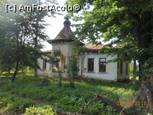 [P16] Vaslui - Casa Mogoș construită în 1925, locuință temporară pentru personalul Spitalului Județean de Urgență.  » foto by iulianic
 - 
<span class="allrVoted glyphicon glyphicon-heart hidden" id="av748840"></span>
<a class="m-l-10 hidden" id="sv748840" onclick="voting_Foto_DelVot(,748840,5873)" role="button">șterge vot <span class="glyphicon glyphicon-remove"></span></a>
<a id="v9748840" class=" c-red"  onclick="voting_Foto_SetVot(748840)" role="button"><span class="glyphicon glyphicon-heart-empty"></span> <b>LIKE</b> = Votează poza</a> <img class="hidden"  id="f748840W9" src="/imagini/loader.gif" border="0" /><span class="AjErrMes hidden" id="e748840ErM"></span>