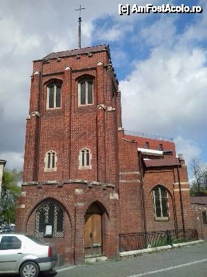 [P03] Biserica Anglicană a Reînvierii, București » foto by Dragoș_MD
 - 
<span class="allrVoted glyphicon glyphicon-heart hidden" id="av505057"></span>
<a class="m-l-10 hidden" id="sv505057" onclick="voting_Foto_DelVot(,505057,5894)" role="button">șterge vot <span class="glyphicon glyphicon-remove"></span></a>
<a id="v9505057" class=" c-red"  onclick="voting_Foto_SetVot(505057)" role="button"><span class="glyphicon glyphicon-heart-empty"></span> <b>LIKE</b> = Votează poza</a> <img class="hidden"  id="f505057W9" src="/imagini/loader.gif" border="0" /><span class="AjErrMes hidden" id="e505057ErM"></span>