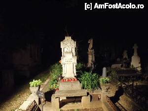 [P55] Cimitirul Bellu - mormântul lui Alexandru Macedonski » foto by Dragoș_MD
 - 
<span class="allrVoted glyphicon glyphicon-heart hidden" id="av510433"></span>
<a class="m-l-10 hidden" id="sv510433" onclick="voting_Foto_DelVot(,510433,5895)" role="button">șterge vot <span class="glyphicon glyphicon-remove"></span></a>
<a id="v9510433" class=" c-red"  onclick="voting_Foto_SetVot(510433)" role="button"><span class="glyphicon glyphicon-heart-empty"></span> <b>LIKE</b> = Votează poza</a> <img class="hidden"  id="f510433W9" src="/imagini/loader.gif" border="0" /><span class="AjErrMes hidden" id="e510433ErM"></span>