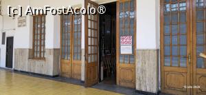 [P03] 3. Ușa de intrare în salon, de pe culoarul spre peroane. » foto by doinafil
 - 
<span class="allrVoted glyphicon glyphicon-heart hidden" id="av1536691"></span>
<a class="m-l-10 hidden" id="sv1536691" onclick="voting_Foto_DelVot(,1536691,5895)" role="button">șterge vot <span class="glyphicon glyphicon-remove"></span></a>
<a id="v91536691" class=" c-red"  onclick="voting_Foto_SetVot(1536691)" role="button"><span class="glyphicon glyphicon-heart-empty"></span> <b>LIKE</b> = Votează poza</a> <img class="hidden"  id="f1536691W9" src="/imagini/loader.gif" border="0" /><span class="AjErrMes hidden" id="e1536691ErM"></span>