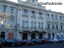 [P01] Braila - Teatrul Maria Filotti , una din fatade » foto by Diaura*
 - 
<span class="allrVoted glyphicon glyphicon-heart hidden" id="av122073"></span>
<a class="m-l-10 hidden" id="sv122073" onclick="voting_Foto_DelVot(,122073,5899)" role="button">șterge vot <span class="glyphicon glyphicon-remove"></span></a>
<a id="v9122073" class=" c-red"  onclick="voting_Foto_SetVot(122073)" role="button"><span class="glyphicon glyphicon-heart-empty"></span> <b>LIKE</b> = Votează poza</a> <img class="hidden"  id="f122073W9" src="/imagini/loader.gif" border="0" /><span class="AjErrMes hidden" id="e122073ErM"></span>