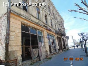 [P21] Si aceasta este Braila in centru in aprilie 2016.  » foto by melena
 - 
<span class="allrVoted glyphicon glyphicon-heart hidden" id="av730823"></span>
<a class="m-l-10 hidden" id="sv730823" onclick="voting_Foto_DelVot(,730823,5899)" role="button">șterge vot <span class="glyphicon glyphicon-remove"></span></a>
<a id="v9730823" class=" c-red"  onclick="voting_Foto_SetVot(730823)" role="button"><span class="glyphicon glyphicon-heart-empty"></span> <b>LIKE</b> = Votează poza</a> <img class="hidden"  id="f730823W9" src="/imagini/loader.gif" border="0" /><span class="AjErrMes hidden" id="e730823ErM"></span>