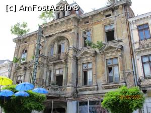 [P09] Fostul Hotel Pescăruș, unul dintre puținele clădiri frumoase, lăsat în paragină. » foto by puiutea
 - 
<span class="allrVoted glyphicon glyphicon-heart hidden" id="av1304542"></span>
<a class="m-l-10 hidden" id="sv1304542" onclick="voting_Foto_DelVot(,1304542,5899)" role="button">șterge vot <span class="glyphicon glyphicon-remove"></span></a>
<a id="v91304542" class=" c-red"  onclick="voting_Foto_SetVot(1304542)" role="button"><span class="glyphicon glyphicon-heart-empty"></span> <b>LIKE</b> = Votează poza</a> <img class="hidden"  id="f1304542W9" src="/imagini/loader.gif" border="0" /><span class="AjErrMes hidden" id="e1304542ErM"></span>