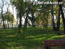 [P08] Gradina Publica din Braila - parcul este inca verde in caldura zilelor de noiembrie » foto by valimi
 - 
<span class="allrVoted glyphicon glyphicon-heart hidden" id="av159616"></span>
<a class="m-l-10 hidden" id="sv159616" onclick="voting_Foto_DelVot(,159616,5899)" role="button">șterge vot <span class="glyphicon glyphicon-remove"></span></a>
<a id="v9159616" class=" c-red"  onclick="voting_Foto_SetVot(159616)" role="button"><span class="glyphicon glyphicon-heart-empty"></span> <b>LIKE</b> = Votează poza</a> <img class="hidden"  id="f159616W9" src="/imagini/loader.gif" border="0" /><span class="AjErrMes hidden" id="e159616ErM"></span>