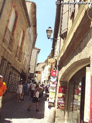 [P04] Rue Cros Mayrevieille, strada comerciala din Cite Carcassonne » foto by Carmen Ion
 - 
<span class="allrVoted glyphicon glyphicon-heart hidden" id="av525827"></span>
<a class="m-l-10 hidden" id="sv525827" onclick="voting_Foto_DelVot(,525827,5928)" role="button">șterge vot <span class="glyphicon glyphicon-remove"></span></a>
<a id="v9525827" class=" c-red"  onclick="voting_Foto_SetVot(525827)" role="button"><span class="glyphicon glyphicon-heart-empty"></span> <b>LIKE</b> = Votează poza</a> <img class="hidden"  id="f525827W9" src="/imagini/loader.gif" border="0" /><span class="AjErrMes hidden" id="e525827ErM"></span>