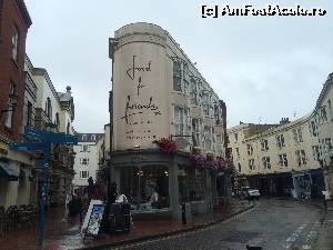 [P07] Pe stradutele din Brighton » foto by DarkAng3L
 - 
<span class="allrVoted glyphicon glyphicon-heart hidden" id="av585386"></span>
<a class="m-l-10 hidden" id="sv585386" onclick="voting_Foto_DelVot(,585386,5957)" role="button">șterge vot <span class="glyphicon glyphicon-remove"></span></a>
<a id="v9585386" class=" c-red"  onclick="voting_Foto_SetVot(585386)" role="button"><span class="glyphicon glyphicon-heart-empty"></span> <b>LIKE</b> = Votează poza</a> <img class="hidden"  id="f585386W9" src="/imagini/loader.gif" border="0" /><span class="AjErrMes hidden" id="e585386ErM"></span>