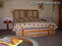 [P01] Camera de hotel. » foto by Veioza
 - 
<span class="allrVoted glyphicon glyphicon-heart hidden" id="av81800"></span>
<a class="m-l-10 hidden" id="sv81800" onclick="voting_Foto_DelVot(,81800,5974)" role="button">șterge vot <span class="glyphicon glyphicon-remove"></span></a>
<a id="v981800" class=" c-red"  onclick="voting_Foto_SetVot(81800)" role="button"><span class="glyphicon glyphicon-heart-empty"></span> <b>LIKE</b> = Votează poza</a> <img class="hidden"  id="f81800W9" src="/imagini/loader.gif" border="0" /><span class="AjErrMes hidden" id="e81800ErM"></span>