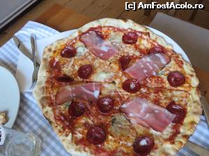 [P13] Pizza Thomas - Casa Thomas, Bran.  » foto by tata123 🔱
 - 
<span class="allrVoted glyphicon glyphicon-heart hidden" id="av669218"></span>
<a class="m-l-10 hidden" id="sv669218" onclick="voting_Foto_DelVot(,669218,5977)" role="button">șterge vot <span class="glyphicon glyphicon-remove"></span></a>
<a id="v9669218" class=" c-red"  onclick="voting_Foto_SetVot(669218)" role="button"><span class="glyphicon glyphicon-heart-empty"></span> <b>LIKE</b> = Votează poza</a> <img class="hidden"  id="f669218W9" src="/imagini/loader.gif" border="0" /><span class="AjErrMes hidden" id="e669218ErM"></span>