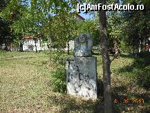 [P07] Sărata Monteoru - Sculpturi în piatra în zona de lângă ştrand.  » foto by iulianic
 - 
<span class="allrVoted glyphicon glyphicon-heart hidden" id="av467257"></span>
<a class="m-l-10 hidden" id="sv467257" onclick="voting_Foto_DelVot(,467257,5979)" role="button">șterge vot <span class="glyphicon glyphicon-remove"></span></a>
<a id="v9467257" class=" c-red"  onclick="voting_Foto_SetVot(467257)" role="button"><span class="glyphicon glyphicon-heart-empty"></span> <b>LIKE</b> = Votează poza</a> <img class="hidden"  id="f467257W9" src="/imagini/loader.gif" border="0" /><span class="AjErrMes hidden" id="e467257ErM"></span>