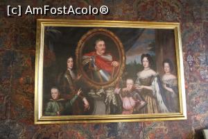 [P19] Kraków, Castelul Regal Wawel, Sălile de Ceremonii, Vestibul înainte de Sala Senatorilor- Regele Ioan Sobieski al III-lea și familia. » foto by mprofeanu
 - 
<span class="allrVoted glyphicon glyphicon-heart hidden" id="av1338929"></span>
<a class="m-l-10 hidden" id="sv1338929" onclick="voting_Foto_DelVot(,1338929,5995)" role="button">șterge vot <span class="glyphicon glyphicon-remove"></span></a>
<a id="v91338929" class=" c-red"  onclick="voting_Foto_SetVot(1338929)" role="button"><span class="glyphicon glyphicon-heart-empty"></span> <b>LIKE</b> = Votează poza</a> <img class="hidden"  id="f1338929W9" src="/imagini/loader.gif" border="0" /><span class="AjErrMes hidden" id="e1338929ErM"></span>