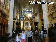 [P15] Cracovia : culoarul din stânga al catedralei Wawelska » foto by mariana.olaru
 - 
<span class="allrVoted glyphicon glyphicon-heart hidden" id="av116491"></span>
<a class="m-l-10 hidden" id="sv116491" onclick="voting_Foto_DelVot(,116491,5995)" role="button">șterge vot <span class="glyphicon glyphicon-remove"></span></a>
<a id="v9116491" class=" c-red"  onclick="voting_Foto_SetVot(116491)" role="button"><span class="glyphicon glyphicon-heart-empty"></span> <b>LIKE</b> = Votează poza</a> <img class="hidden"  id="f116491W9" src="/imagini/loader.gif" border="0" /><span class="AjErrMes hidden" id="e116491ErM"></span>