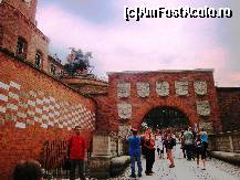 [P25] Cracovia: faţada porţii de acces în cetatea Wawel cu blazoanele regilor poloni » foto by mariana.olaru
 - 
<span class="allrVoted glyphicon glyphicon-heart hidden" id="av116555"></span>
<a class="m-l-10 hidden" id="sv116555" onclick="voting_Foto_DelVot(,116555,5995)" role="button">șterge vot <span class="glyphicon glyphicon-remove"></span></a>
<a id="v9116555" class=" c-red"  onclick="voting_Foto_SetVot(116555)" role="button"><span class="glyphicon glyphicon-heart-empty"></span> <b>LIKE</b> = Votează poza</a> <img class="hidden"  id="f116555W9" src="/imagini/loader.gif" border="0" /><span class="AjErrMes hidden" id="e116555ErM"></span>