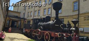 [P02] 02. Urmează o mică curte la fel de banală, dar, probabil, cu cel mai valoros exponat - locomotiva Călugăreni. » foto by msnd
 - 
<span class="allrVoted glyphicon glyphicon-heart hidden" id="av1536812"></span>
<a class="m-l-10 hidden" id="sv1536812" onclick="voting_Foto_DelVot(,1536812,6042)" role="button">șterge vot <span class="glyphicon glyphicon-remove"></span></a>
<a id="v91536812" class=" c-red"  onclick="voting_Foto_SetVot(1536812)" role="button"><span class="glyphicon glyphicon-heart-empty"></span> <b>LIKE</b> = Votează poza</a> <img class="hidden"  id="f1536812W9" src="/imagini/loader.gif" border="0" /><span class="AjErrMes hidden" id="e1536812ErM"></span>