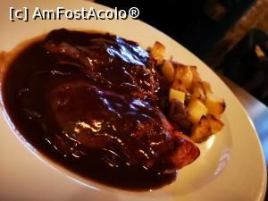 [P11] Restaurant Ciao New York; ceva cu vită » foto by crismis
 - 
<span class="allrVoted glyphicon glyphicon-heart hidden" id="av1325558"></span>
<a class="m-l-10 hidden" id="sv1325558" onclick="voting_Foto_DelVot(,1325558,6063)" role="button">șterge vot <span class="glyphicon glyphicon-remove"></span></a>
<a id="v91325558" class=" c-red"  onclick="voting_Foto_SetVot(1325558)" role="button"><span class="glyphicon glyphicon-heart-empty"></span> <b>LIKE</b> = Votează poza</a> <img class="hidden"  id="f1325558W9" src="/imagini/loader.gif" border="0" /><span class="AjErrMes hidden" id="e1325558ErM"></span>