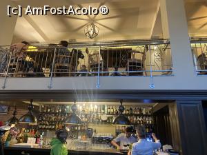 [P28] Rochelle - restaurantul asezat pe doua nivele » foto by mishu
 - 
<span class="allrVoted glyphicon glyphicon-heart hidden" id="av1328733"></span>
<a class="m-l-10 hidden" id="sv1328733" onclick="voting_Foto_DelVot(,1328733,6063)" role="button">șterge vot <span class="glyphicon glyphicon-remove"></span></a>
<a id="v91328733" class=" c-red"  onclick="voting_Foto_SetVot(1328733)" role="button"><span class="glyphicon glyphicon-heart-empty"></span> <b>LIKE</b> = Votează poza</a> <img class="hidden"  id="f1328733W9" src="/imagini/loader.gif" border="0" /><span class="AjErrMes hidden" id="e1328733ErM"></span>