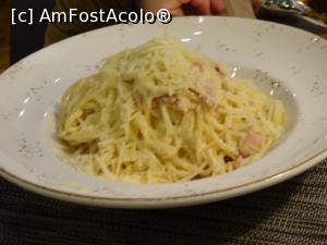 [P11] Paste Carbonara - Restaurant Marty Eatery, Cluj.  » foto by tata123 🔱
 - 
<span class="allrVoted glyphicon glyphicon-heart hidden" id="av1032988"></span>
<a class="m-l-10 hidden" id="sv1032988" onclick="voting_Foto_DelVot(,1032988,6063)" role="button">șterge vot <span class="glyphicon glyphicon-remove"></span></a>
<a id="v91032988" class=" c-red"  onclick="voting_Foto_SetVot(1032988)" role="button"><span class="glyphicon glyphicon-heart-empty"></span> <b>LIKE</b> = Votează poza</a> <img class="hidden"  id="f1032988W9" src="/imagini/loader.gif" border="0" /><span class="AjErrMes hidden" id="e1032988ErM"></span>