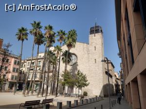 [P22] Plaça Santa Susana, biserica și la dreapta este Museu del Cinema.  » foto by maryka
 - 
<span class="allrVoted glyphicon glyphicon-heart hidden" id="av1112555"></span>
<a class="m-l-10 hidden" id="sv1112555" onclick="voting_Foto_DelVot(,1112555,6115)" role="button">șterge vot <span class="glyphicon glyphicon-remove"></span></a>
<a id="v91112555" class=" c-red"  onclick="voting_Foto_SetVot(1112555)" role="button"><span class="glyphicon glyphicon-heart-empty"></span> <b>LIKE</b> = Votează poza</a> <img class="hidden"  id="f1112555W9" src="/imagini/loader.gif" border="0" /><span class="AjErrMes hidden" id="e1112555ErM"></span>