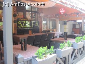 [P06] Restaurant & Pizzerie Szifla Etterem, din Hajduszoboslo » foto by Dana2008
 - 
<span class="allrVoted glyphicon glyphicon-heart hidden" id="av903808"></span>
<a class="m-l-10 hidden" id="sv903808" onclick="voting_Foto_DelVot(,903808,6135)" role="button">șterge vot <span class="glyphicon glyphicon-remove"></span></a>
<a id="v9903808" class=" c-red"  onclick="voting_Foto_SetVot(903808)" role="button"><span class="glyphicon glyphicon-heart-empty"></span> <b>LIKE</b> = Votează poza</a> <img class="hidden"  id="f903808W9" src="/imagini/loader.gif" border="0" /><span class="AjErrMes hidden" id="e903808ErM"></span>