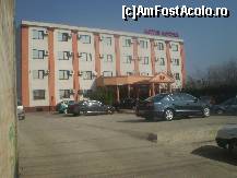 [P11] Hotel Forum in haine noi » foto by RobertCodescu
 - 
<span class="allrVoted glyphicon glyphicon-heart hidden" id="av192468"></span>
<a class="m-l-10 hidden" id="sv192468" onclick="voting_Foto_DelVot(,192468,6204)" role="button">șterge vot <span class="glyphicon glyphicon-remove"></span></a>
<a id="v9192468" class=" c-red"  onclick="voting_Foto_SetVot(192468)" role="button"><span class="glyphicon glyphicon-heart-empty"></span> <b>LIKE</b> = Votează poza</a> <img class="hidden"  id="f192468W9" src="/imagini/loader.gif" border="0" /><span class="AjErrMes hidden" id="e192468ErM"></span>