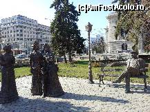 [P02] Una dintre statui îl reprezintă pe I. L. Caragiale stând pe o bancă, lângă un felinar. Alături de acesta a fost amplasat un grup statuar format din personajele Domnul Goe, Mam'Mare, Mamiţa şi Tanti Miţa » foto by mirmicu
 - 
<span class="allrVoted glyphicon glyphicon-heart hidden" id="av414373"></span>
<a class="m-l-10 hidden" id="sv414373" onclick="voting_Foto_DelVot(,414373,6204)" role="button">șterge vot <span class="glyphicon glyphicon-remove"></span></a>
<a id="v9414373" class=" c-red"  onclick="voting_Foto_SetVot(414373)" role="button"><span class="glyphicon glyphicon-heart-empty"></span> <b>LIKE</b> = Votează poza</a> <img class="hidden"  id="f414373W9" src="/imagini/loader.gif" border="0" /><span class="AjErrMes hidden" id="e414373ErM"></span>