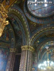 [P14] Ploiesti - Biserica Sfintii Imparati Constantin si Elena, interior » foto by magdalena
 - 
<span class="allrVoted glyphicon glyphicon-heart hidden" id="av202582"></span>
<a class="m-l-10 hidden" id="sv202582" onclick="voting_Foto_DelVot(,202582,6204)" role="button">șterge vot <span class="glyphicon glyphicon-remove"></span></a>
<a id="v9202582" class=" c-red"  onclick="voting_Foto_SetVot(202582)" role="button"><span class="glyphicon glyphicon-heart-empty"></span> <b>LIKE</b> = Votează poza</a> <img class="hidden"  id="f202582W9" src="/imagini/loader.gif" border="0" /><span class="AjErrMes hidden" id="e202582ErM"></span>