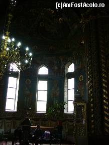 [P20] Ploiesti - Biserica Sfintii Imparati Constantin si Elena, interior » foto by magdalena
 - 
<span class="allrVoted glyphicon glyphicon-heart hidden" id="av202602"></span>
<a class="m-l-10 hidden" id="sv202602" onclick="voting_Foto_DelVot(,202602,6204)" role="button">șterge vot <span class="glyphicon glyphicon-remove"></span></a>
<a id="v9202602" class=" c-red"  onclick="voting_Foto_SetVot(202602)" role="button"><span class="glyphicon glyphicon-heart-empty"></span> <b>LIKE</b> = Votează poza</a> <img class="hidden"  id="f202602W9" src="/imagini/loader.gif" border="0" /><span class="AjErrMes hidden" id="e202602ErM"></span>