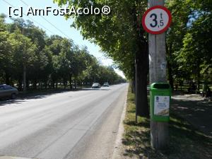 [P16] Linie dreaptă, Bulevardul Castanilor, Ploiești.  » foto by mihaelavoicu
 - 
<span class="allrVoted glyphicon glyphicon-heart hidden" id="av963518"></span>
<a class="m-l-10 hidden" id="sv963518" onclick="voting_Foto_DelVot(,963518,6204)" role="button">șterge vot <span class="glyphicon glyphicon-remove"></span></a>
<a id="v9963518" class=" c-red"  onclick="voting_Foto_SetVot(963518)" role="button"><span class="glyphicon glyphicon-heart-empty"></span> <b>LIKE</b> = Votează poza</a> <img class="hidden"  id="f963518W9" src="/imagini/loader.gif" border="0" /><span class="AjErrMes hidden" id="e963518ErM"></span>