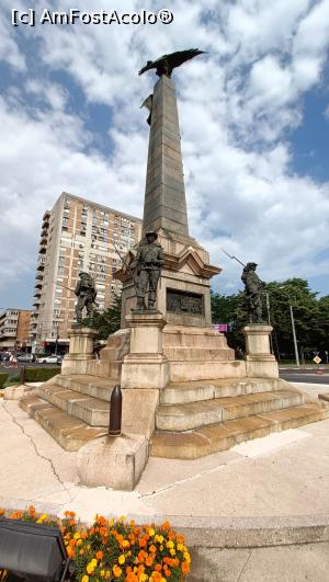 [P01] Monumentul Vânătorilor. » foto by tata123 🔱
 - 
<span class="allrVoted glyphicon glyphicon-heart hidden" id="av1384543"></span>
<a class="m-l-10 hidden" id="sv1384543" onclick="voting_Foto_DelVot(,1384543,6204)" role="button">șterge vot <span class="glyphicon glyphicon-remove"></span></a>
<a id="v91384543" class=" c-red"  onclick="voting_Foto_SetVot(1384543)" role="button"><span class="glyphicon glyphicon-heart-empty"></span> <b>LIKE</b> = Votează poza</a> <img class="hidden"  id="f1384543W9" src="/imagini/loader.gif" border="0" /><span class="AjErrMes hidden" id="e1384543ErM"></span>