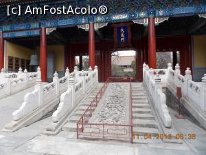 [P39] Beijing, Templul Confucius, Poarta Marii Realizări, scara de marmură cu cei doi dragoni și perla, semnele imperiale » foto by mprofeanu
 - 
<span class="allrVoted glyphicon glyphicon-heart hidden" id="av831303"></span>
<a class="m-l-10 hidden" id="sv831303" onclick="voting_Foto_DelVot(,831303,6234)" role="button">șterge vot <span class="glyphicon glyphicon-remove"></span></a>
<a id="v9831303" class=" c-red"  onclick="voting_Foto_SetVot(831303)" role="button"><span class="glyphicon glyphicon-heart-empty"></span> <b>LIKE</b> = Votează poza</a> <img class="hidden"  id="f831303W9" src="/imagini/loader.gif" border="0" /><span class="AjErrMes hidden" id="e831303ErM"></span>