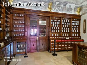 [P03] 03. Prima sală, cu rafturile din lemn, specifice vechilor farmacii. » foto by doinafil
 - 
<span class="allrVoted glyphicon glyphicon-heart hidden" id="av1531598"></span>
<a class="m-l-10 hidden" id="sv1531598" onclick="voting_Foto_DelVot(,1531598,6275)" role="button">șterge vot <span class="glyphicon glyphicon-remove"></span></a>
<a id="v91531598" class=" c-red"  onclick="voting_Foto_SetVot(1531598)" role="button"><span class="glyphicon glyphicon-heart-empty"></span> <b>LIKE</b> = Votează poza</a> <img class="hidden"  id="f1531598W9" src="/imagini/loader.gif" border="0" /><span class="AjErrMes hidden" id="e1531598ErM"></span>