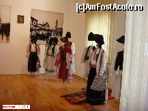 [P08] Muzeul Memorial Aurel Lazăr - costume populare din zona Bihorului. » foto by creivean
 - 
<span class="allrVoted glyphicon glyphicon-heart hidden" id="av94007"></span>
<a class="m-l-10 hidden" id="sv94007" onclick="voting_Foto_DelVot(,94007,6275)" role="button">șterge vot <span class="glyphicon glyphicon-remove"></span></a>
<a id="v994007" class=" c-red"  onclick="voting_Foto_SetVot(94007)" role="button"><span class="glyphicon glyphicon-heart-empty"></span> <b>LIKE</b> = Votează poza</a> <img class="hidden"  id="f94007W9" src="/imagini/loader.gif" border="0" /><span class="AjErrMes hidden" id="e94007ErM"></span>