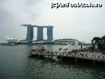 [P07] Zona Marina Bay:Parcul Merlion (cu statuia alba a Merlion-ului-simbolul Singapore),hotelul Marina Bay Sands,mall-ul Marina Bay (in fata hotelului,cu 3 nivele subterane),muzeul artei si stiintei (cladirea sub forma de floare) » foto by station5*
 - 
<span class="allrVoted glyphicon glyphicon-heart hidden" id="av252815"></span>
<a class="m-l-10 hidden" id="sv252815" onclick="voting_Foto_DelVot(,252815,6314)" role="button">șterge vot <span class="glyphicon glyphicon-remove"></span></a>
<a id="v9252815" class=" c-red"  onclick="voting_Foto_SetVot(252815)" role="button"><span class="glyphicon glyphicon-heart-empty"></span> <b>LIKE</b> = Votează poza</a> <img class="hidden"  id="f252815W9" src="/imagini/loader.gif" border="0" /><span class="AjErrMes hidden" id="e252815ErM"></span>