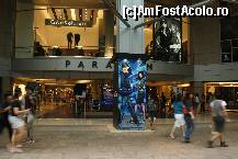 [P01] Mall Paragon-Singapore » foto by mariarosa
 - 
<span class="allrVoted glyphicon glyphicon-heart hidden" id="av96048"></span>
<a class="m-l-10 hidden" id="sv96048" onclick="voting_Foto_DelVot(,96048,6314)" role="button">șterge vot <span class="glyphicon glyphicon-remove"></span></a>
<a id="v996048" class=" c-red"  onclick="voting_Foto_SetVot(96048)" role="button"><span class="glyphicon glyphicon-heart-empty"></span> <b>LIKE</b> = Votează poza</a> <img class="hidden"  id="f96048W9" src="/imagini/loader.gif" border="0" /><span class="AjErrMes hidden" id="e96048ErM"></span>