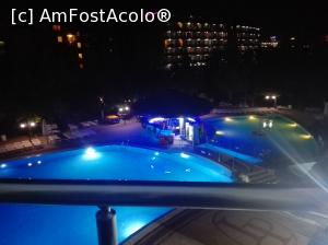 [P27] Piscina pentru copii era luminată in diverse culori » foto by Ynamira
 - 
<span class="allrVoted glyphicon glyphicon-heart hidden" id="av1096099"></span>
<a class="m-l-10 hidden" id="sv1096099" onclick="voting_Foto_DelVot(,1096099,6316)" role="button">șterge vot <span class="glyphicon glyphicon-remove"></span></a>
<a id="v91096099" class=" c-red"  onclick="voting_Foto_SetVot(1096099)" role="button"><span class="glyphicon glyphicon-heart-empty"></span> <b>LIKE</b> = Votează poza</a> <img class="hidden"  id="f1096099W9" src="/imagini/loader.gif" border="0" /><span class="AjErrMes hidden" id="e1096099ErM"></span>