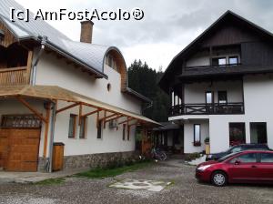 [P10] Casa Elvira... cele doua corpuri » foto by ascent
 - 
<span class="allrVoted glyphicon glyphicon-heart hidden" id="av989930"></span>
<a class="m-l-10 hidden" id="sv989930" onclick="voting_Foto_DelVot(,989930,6318)" role="button">șterge vot <span class="glyphicon glyphicon-remove"></span></a>
<a id="v9989930" class=" c-red"  onclick="voting_Foto_SetVot(989930)" role="button"><span class="glyphicon glyphicon-heart-empty"></span> <b>LIKE</b> = Votează poza</a> <img class="hidden"  id="f989930W9" src="/imagini/loader.gif" border="0" /><span class="AjErrMes hidden" id="e989930ErM"></span>