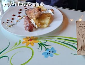 [P15] Pulpă de rață cu piure » foto by laura mihaela
 - 
<span class="allrVoted glyphicon glyphicon-heart hidden" id="av1523733"></span>
<a class="m-l-10 hidden" id="sv1523733" onclick="voting_Foto_DelVot(,1523733,6329)" role="button">șterge vot <span class="glyphicon glyphicon-remove"></span></a>
<a id="v91523733" class=" c-red"  onclick="voting_Foto_SetVot(1523733)" role="button"><span class="glyphicon glyphicon-heart-empty"></span> <b>LIKE</b> = Votează poza</a> <img class="hidden"  id="f1523733W9" src="/imagini/loader.gif" border="0" /><span class="AjErrMes hidden" id="e1523733ErM"></span>