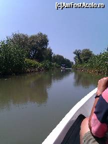 [P03] Pe canal se vede o alta barca » foto by Tzutzuricu40
 - 
<span class="allrVoted glyphicon glyphicon-heart hidden" id="av244029"></span>
<a class="m-l-10 hidden" id="sv244029" onclick="voting_Foto_DelVot(,244029,6339)" role="button">șterge vot <span class="glyphicon glyphicon-remove"></span></a>
<a id="v9244029" class=" c-red"  onclick="voting_Foto_SetVot(244029)" role="button"><span class="glyphicon glyphicon-heart-empty"></span> <b>LIKE</b> = Votează poza</a> <img class="hidden"  id="f244029W9" src="/imagini/loader.gif" border="0" /><span class="AjErrMes hidden" id="e244029ErM"></span>