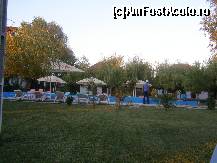 [P32] Curtea hotelului » foto by Tzutzuricu40
 - 
<span class="allrVoted glyphicon glyphicon-heart hidden" id="av244087"></span>
<a class="m-l-10 hidden" id="sv244087" onclick="voting_Foto_DelVot(,244087,6339)" role="button">șterge vot <span class="glyphicon glyphicon-remove"></span></a>
<a id="v9244087" class=" c-red"  onclick="voting_Foto_SetVot(244087)" role="button"><span class="glyphicon glyphicon-heart-empty"></span> <b>LIKE</b> = Votează poza</a> <img class="hidden"  id="f244087W9" src="/imagini/loader.gif" border="0" /><span class="AjErrMes hidden" id="e244087ErM"></span>