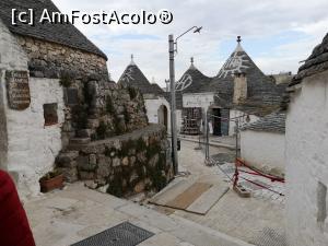 [P65] Alberobello si povestea trulilor cu simbolurile pe acoperis » foto by DOINITA
 - 
<span class="allrVoted glyphicon glyphicon-heart hidden" id="av1080361"></span>
<a class="m-l-10 hidden" id="sv1080361" onclick="voting_Foto_DelVot(,1080361,6384)" role="button">șterge vot <span class="glyphicon glyphicon-remove"></span></a>
<a id="v91080361" class=" c-red"  onclick="voting_Foto_SetVot(1080361)" role="button"><span class="glyphicon glyphicon-heart-empty"></span> <b>LIKE</b> = Votează poza</a> <img class="hidden"  id="f1080361W9" src="/imagini/loader.gif" border="0" /><span class="AjErrMes hidden" id="e1080361ErM"></span>