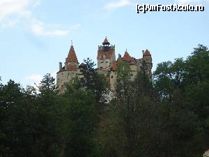[P19] Castelul Bran » foto by c-kosty
 - 
<span class="allrVoted glyphicon glyphicon-heart hidden" id="av662937"></span>
<a class="m-l-10 hidden" id="sv662937" onclick="voting_Foto_DelVot(,662937,6416)" role="button">șterge vot <span class="glyphicon glyphicon-remove"></span></a>
<a id="v9662937" class=" c-red"  onclick="voting_Foto_SetVot(662937)" role="button"><span class="glyphicon glyphicon-heart-empty"></span> <b>LIKE</b> = Votează poza</a> <img class="hidden"  id="f662937W9" src="/imagini/loader.gif" border="0" /><span class="AjErrMes hidden" id="e662937ErM"></span>