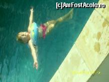 [P09] in piscina » foto by oana_b47
 - 
<span class="allrVoted glyphicon glyphicon-heart hidden" id="av113012"></span>
<a class="m-l-10 hidden" id="sv113012" onclick="voting_Foto_DelVot(,113012,6432)" role="button">șterge vot <span class="glyphicon glyphicon-remove"></span></a>
<a id="v9113012" class=" c-red"  onclick="voting_Foto_SetVot(113012)" role="button"><span class="glyphicon glyphicon-heart-empty"></span> <b>LIKE</b> = Votează poza</a> <img class="hidden"  id="f113012W9" src="/imagini/loader.gif" border="0" /><span class="AjErrMes hidden" id="e113012ErM"></span>