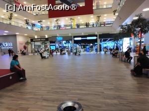 [P11] La Mall - zona cu masinute pentru copii » foto by Yoda
 - 
<span class="allrVoted glyphicon glyphicon-heart hidden" id="av1505189"></span>
<a class="m-l-10 hidden" id="sv1505189" onclick="voting_Foto_DelVot(,1505189,6437)" role="button">șterge vot <span class="glyphicon glyphicon-remove"></span></a>
<a id="v91505189" class=" c-red"  onclick="voting_Foto_SetVot(1505189)" role="button"><span class="glyphicon glyphicon-heart-empty"></span> <b>LIKE</b> = Votează poza</a> <img class="hidden"  id="f1505189W9" src="/imagini/loader.gif" border="0" /><span class="AjErrMes hidden" id="e1505189ErM"></span>