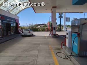 [P02] Centrul comercial de langa Afyon - benzinaria » foto by Yoda
 - 
<span class="allrVoted glyphicon glyphicon-heart hidden" id="av1505180"></span>
<a class="m-l-10 hidden" id="sv1505180" onclick="voting_Foto_DelVot(,1505180,6437)" role="button">șterge vot <span class="glyphicon glyphicon-remove"></span></a>
<a id="v91505180" class=" c-red"  onclick="voting_Foto_SetVot(1505180)" role="button"><span class="glyphicon glyphicon-heart-empty"></span> <b>LIKE</b> = Votează poza</a> <img class="hidden"  id="f1505180W9" src="/imagini/loader.gif" border="0" /><span class="AjErrMes hidden" id="e1505180ErM"></span>