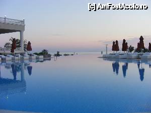 [P12] Starlight - infinity pool, doar pentru cei cazati in hotel » foto by Andox
 - 
<span class="allrVoted glyphicon glyphicon-heart hidden" id="av417469"></span>
<a class="m-l-10 hidden" id="sv417469" onclick="voting_Foto_DelVot(,417469,6534)" role="button">șterge vot <span class="glyphicon glyphicon-remove"></span></a>
<a id="v9417469" class=" c-red"  onclick="voting_Foto_SetVot(417469)" role="button"><span class="glyphicon glyphicon-heart-empty"></span> <b>LIKE</b> = Votează poza</a> <img class="hidden"  id="f417469W9" src="/imagini/loader.gif" border="0" /><span class="AjErrMes hidden" id="e417469ErM"></span>